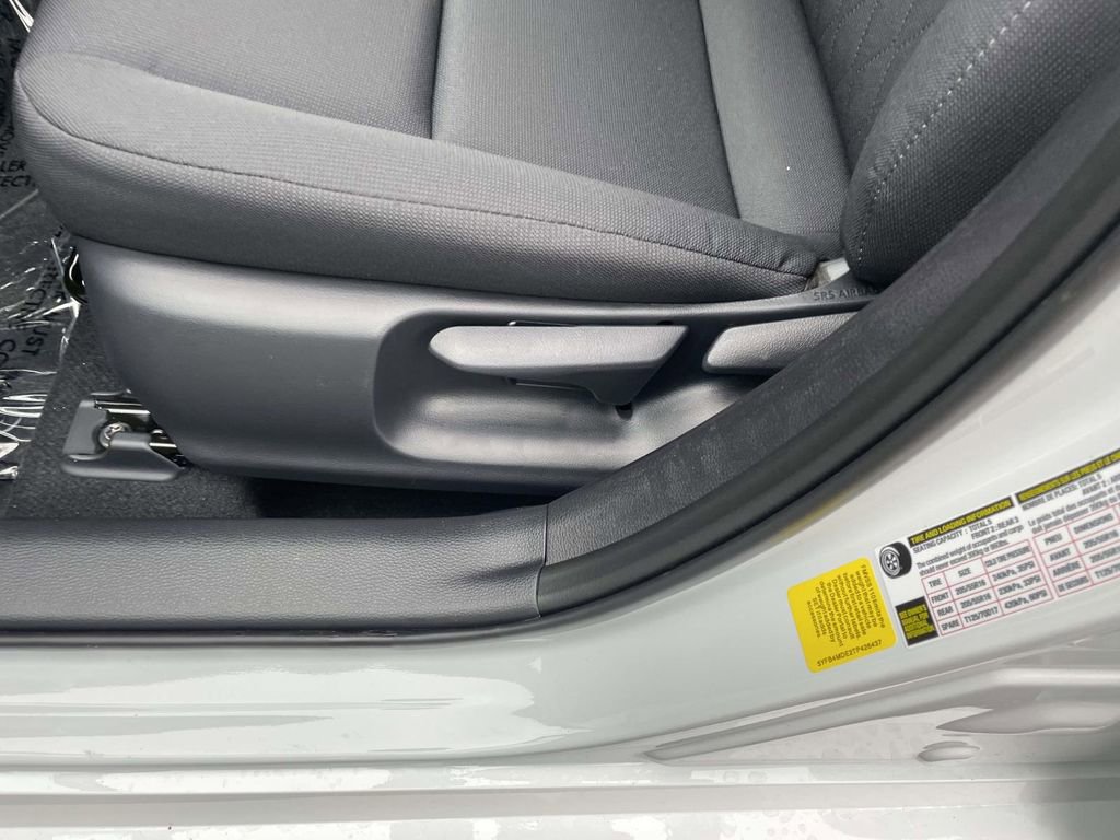 New 2026 Toyota Corolla LE image 30