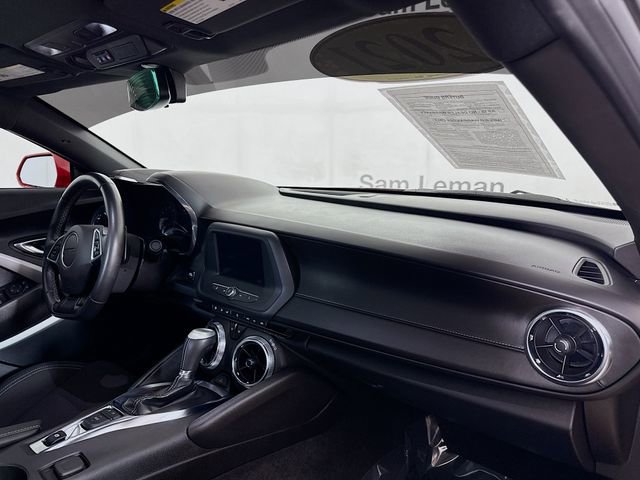 Used 2021 Chevrolet Camaro LT w/ RS Package image 28