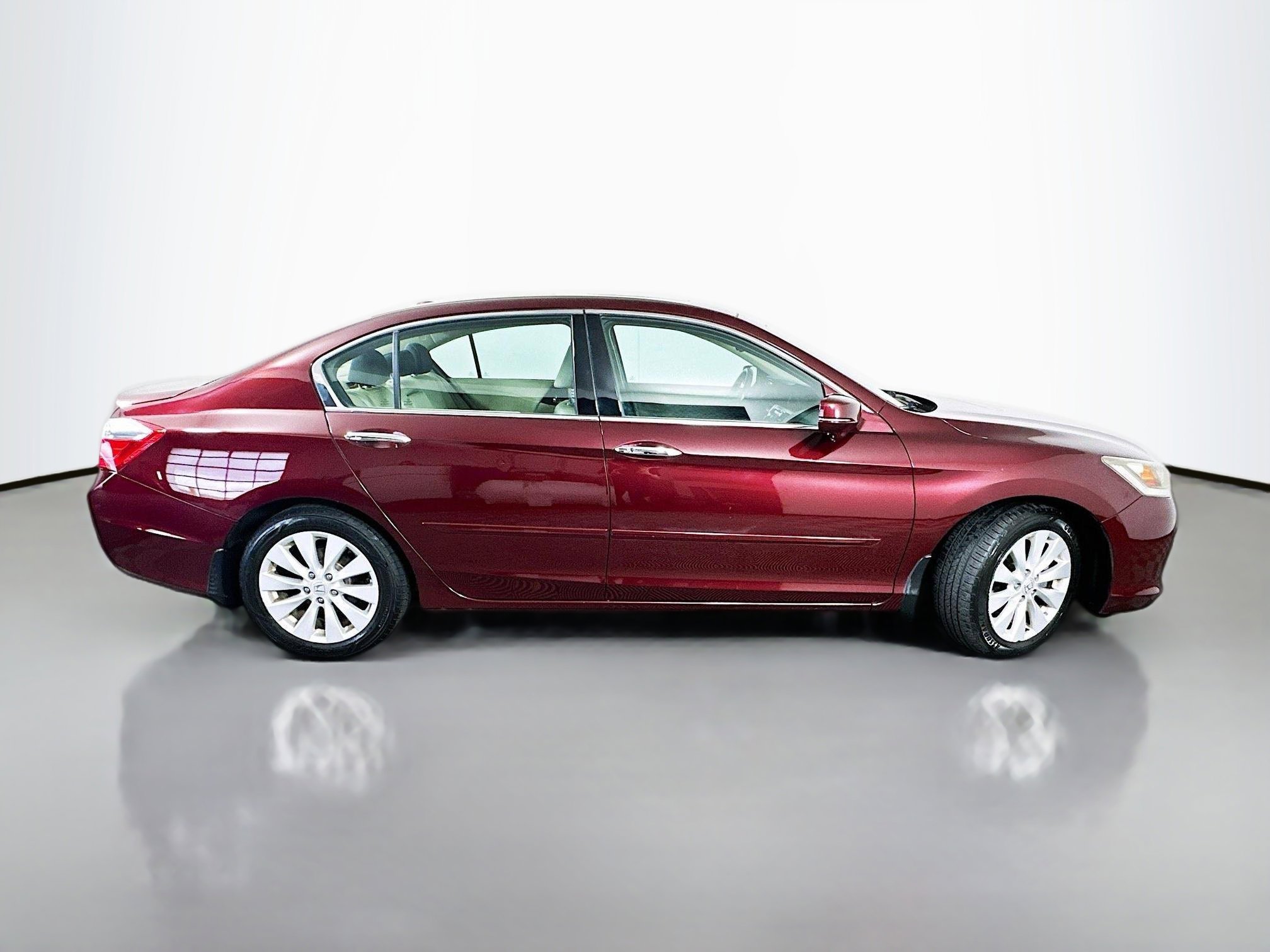 Used 2014 Honda Accord Touring image 8