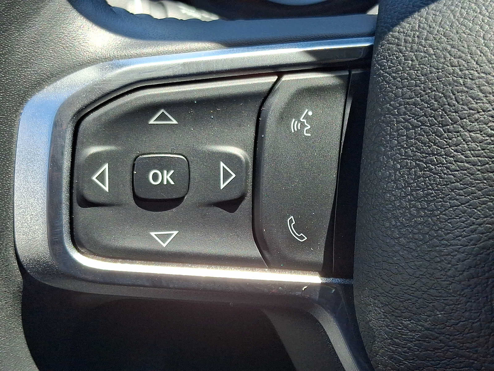 Used 2024 RAM 3500 Laramie w/ Night Edition AWD/4WD image 21