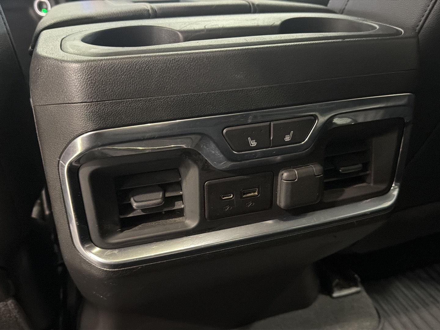 Used 2021 Chevrolet Silverado 2500 LTZ w/ LTZ Plus Package AWD/4WD image 15