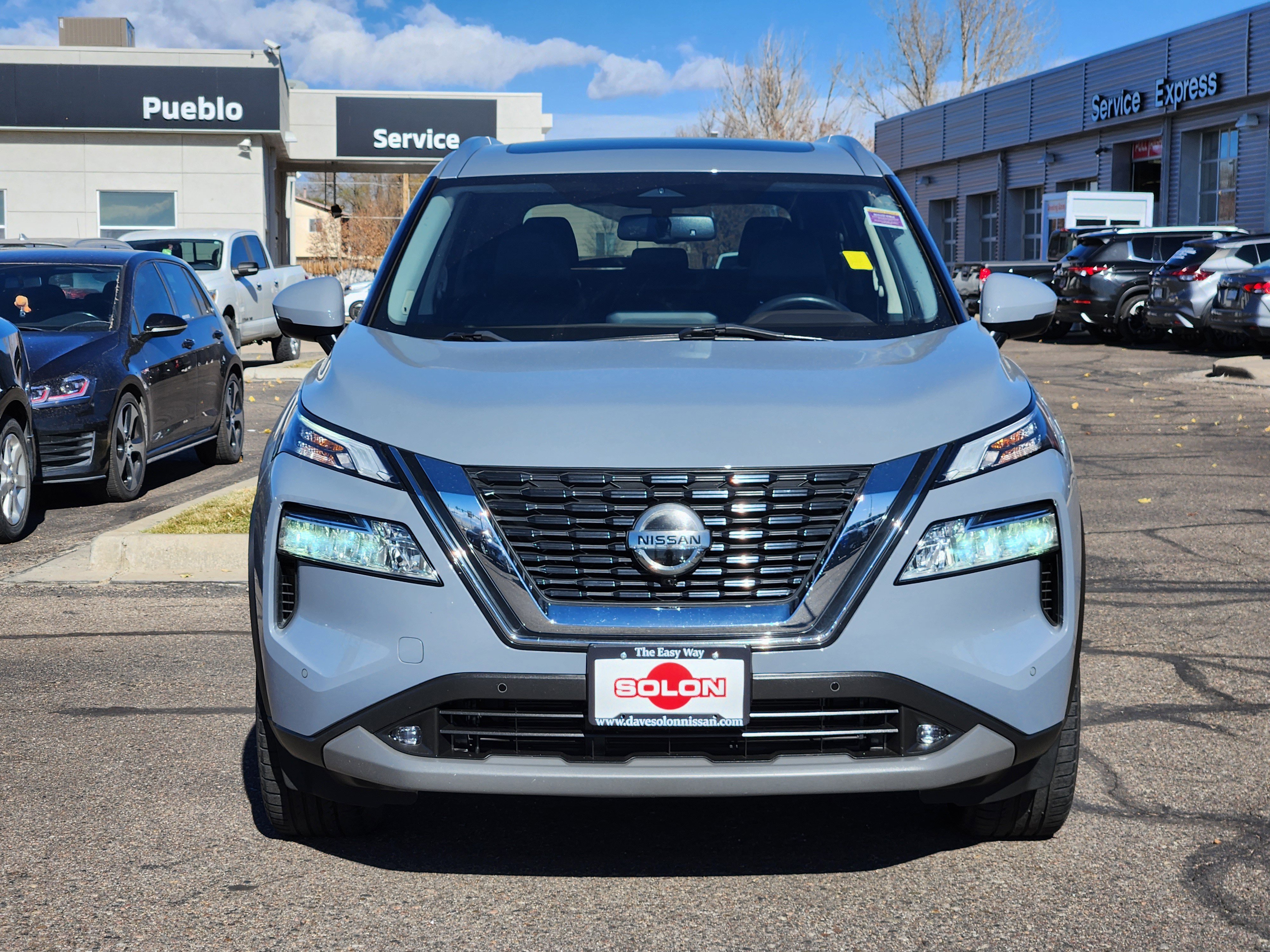 Used 2021 Nissan Rogue SL w/ Premium Package image 6