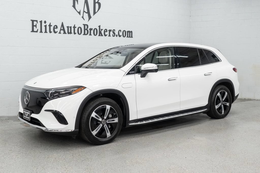 Used 2023 Mercedes-Benz EQS 450+ 4MATIC SUV w/ Acoustic Comfort Package image 55