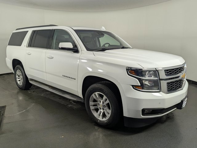 Used 2016 Chevrolet Suburban LT w/ Luxury Package image 2