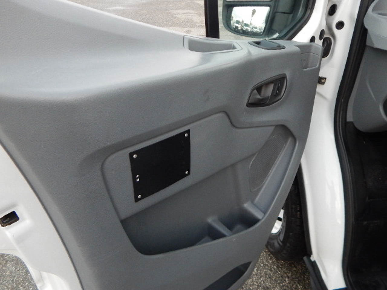 Used 2018 Ford Transit 250 148 Low Roof image 18