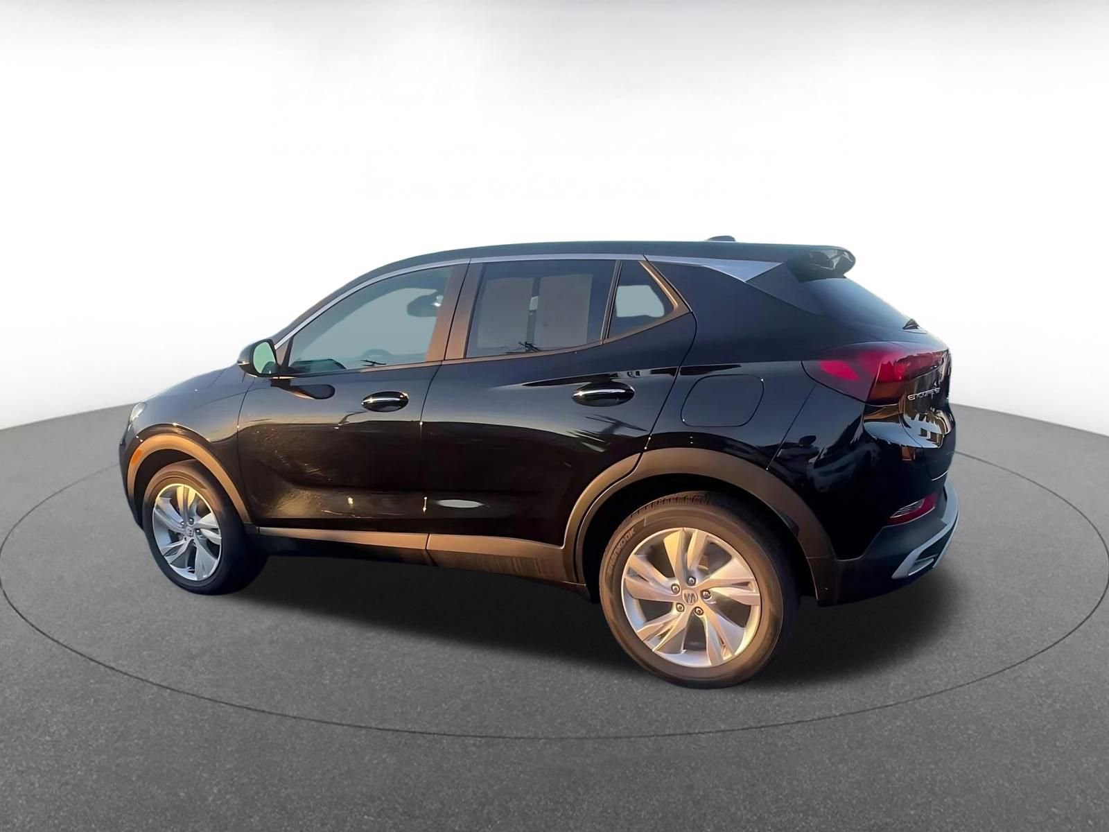 Used 2025 Buick Encore GX Preferred image 10