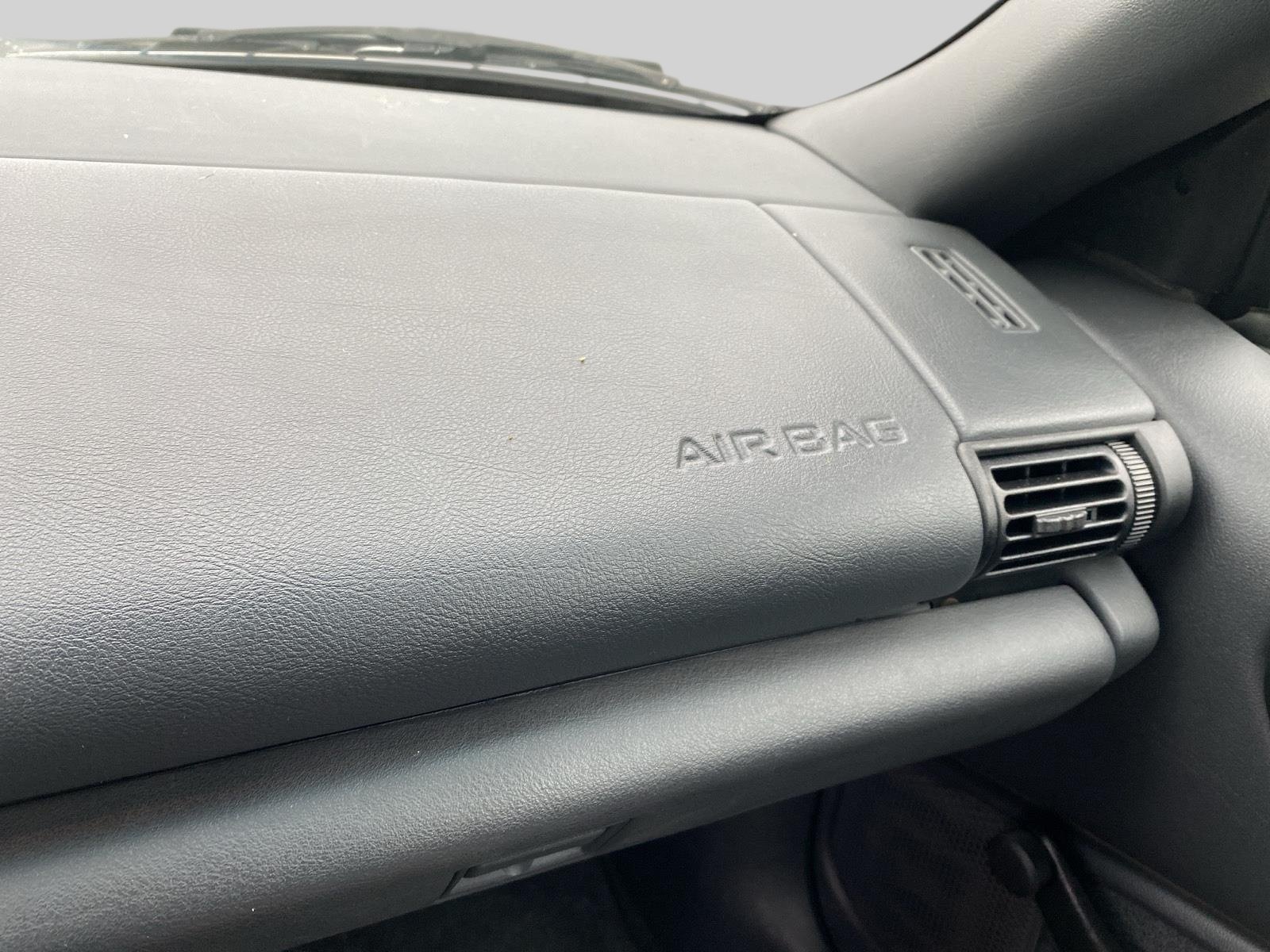 Used 1995 Chevrolet Camaro LT RWD image 20