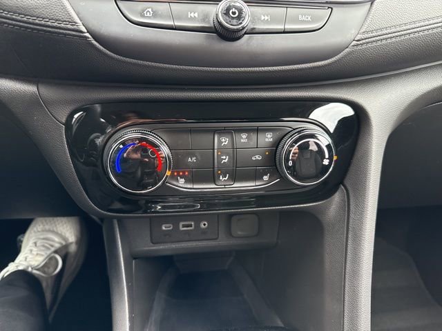 Used 2023 Buick Encore GX Preferred w/ Cold Weather Comfort Package image 28