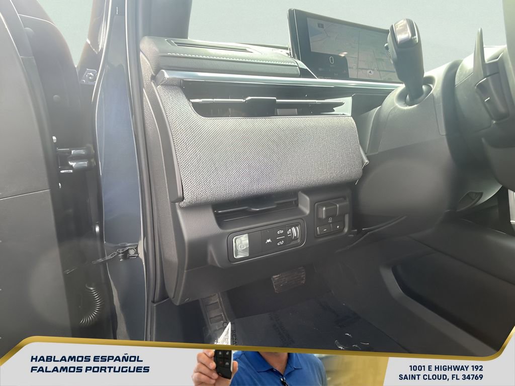 New 2026 GMC Sierra EV Elevation image 18
