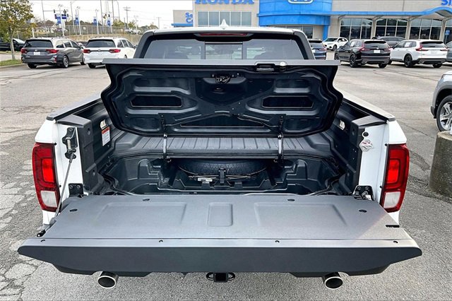 New 2026 Honda Ridgeline Black Edition image 23