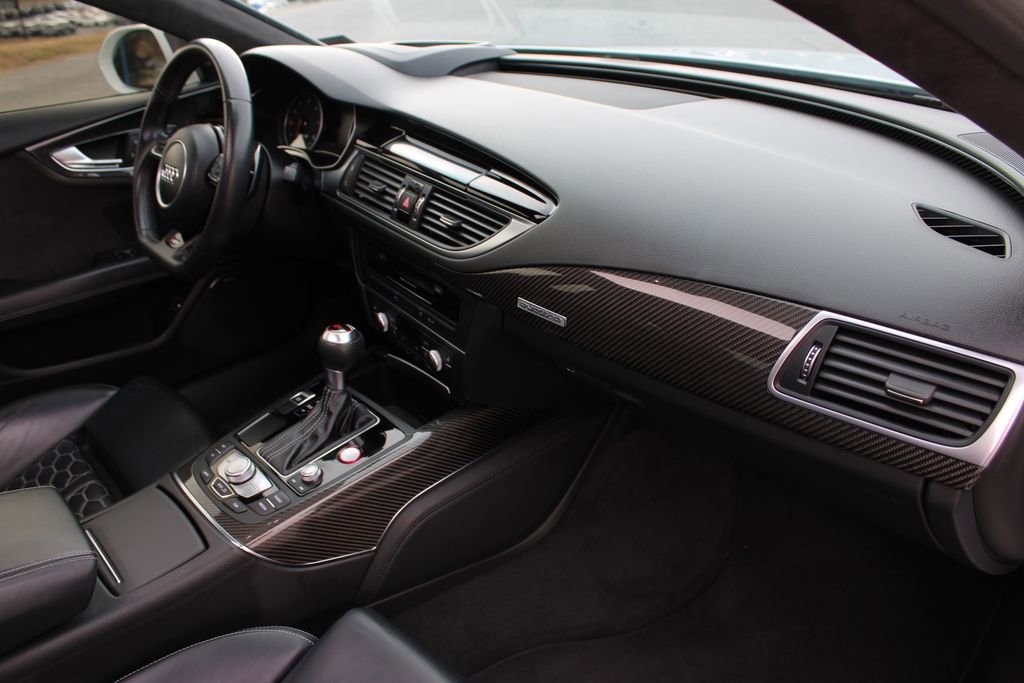 Used 2017 Audi RS 7 Prestige image 45