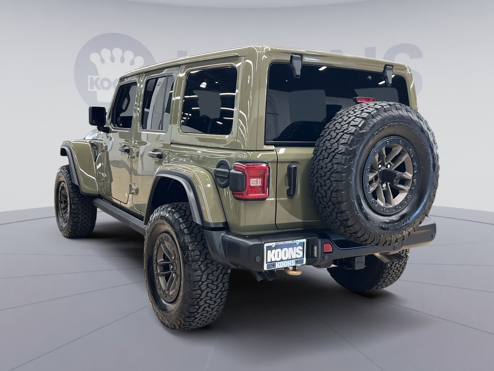 Used 2025 Jeep Wrangler Unlimited Rubicon 392 image 2