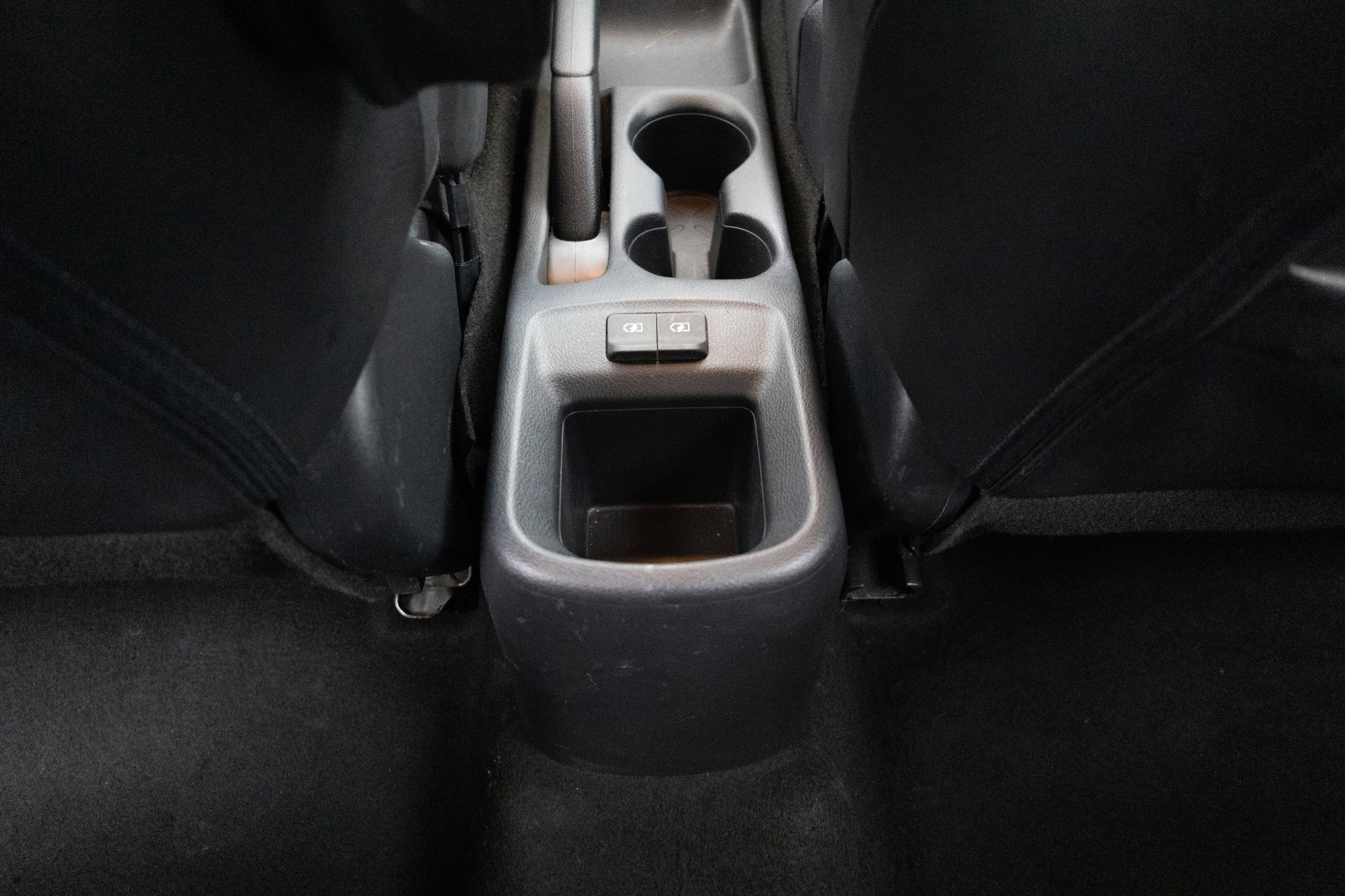 Used 2020 Nissan Kicks SR w/ SR Premium Package image 24