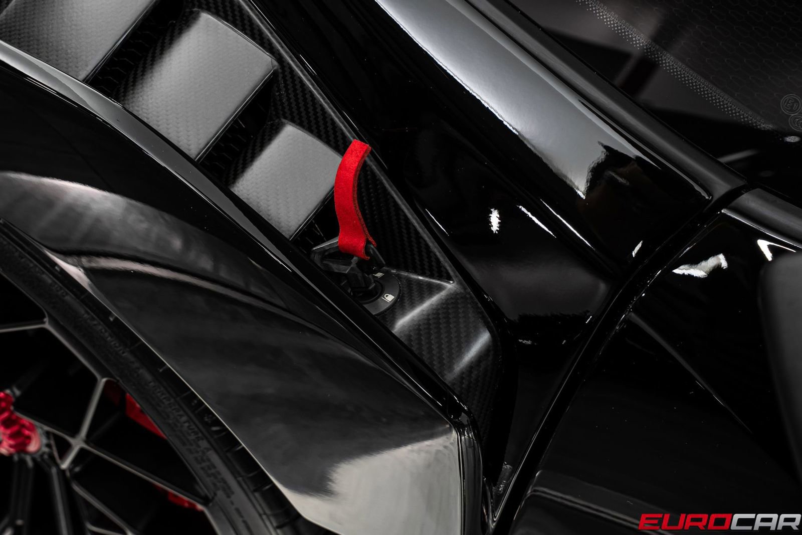 Used 2022 Lamborghini Huracan STO RWD image 16