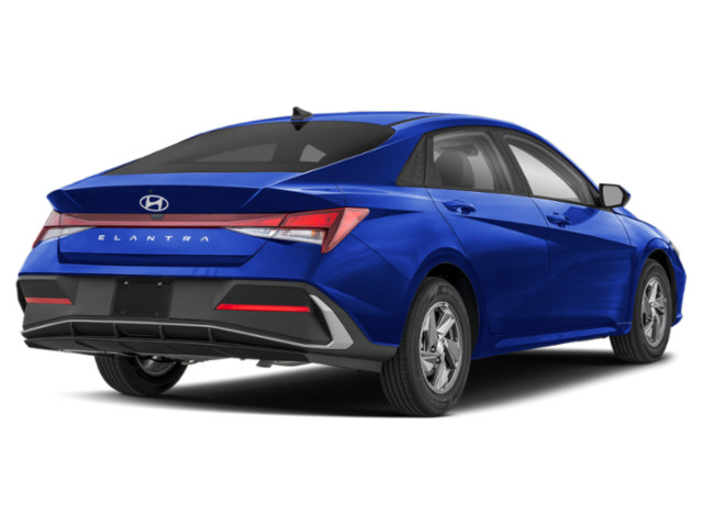 Used 2025 Hyundai Elantra SE FWD image 2
