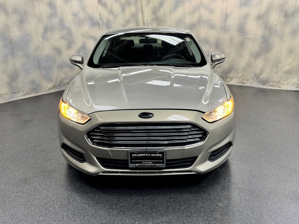 Used 2015 Ford Fusion SE image 5