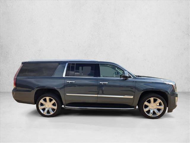 Used 2020 Cadillac Escalade ESV Luxury AWD/4WD image 4