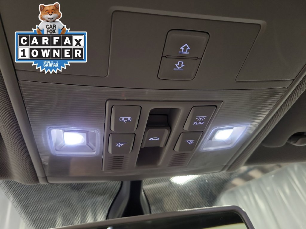 Used 2020 Volkswagen Tiguan SE w/ Panoramic Sunroof Package FWD image 23