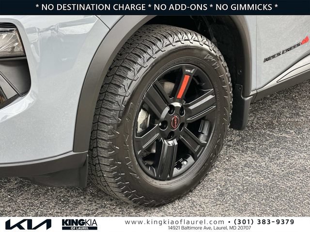 Used 2025 Nissan Rogue SV w/ Rock Creek Premium Package AWD/4WD image 30