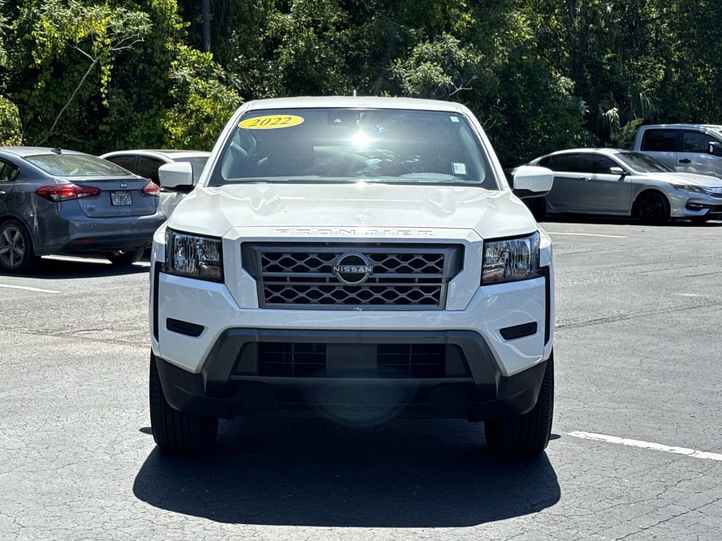 Certified 2022 Nissan Frontier SV RWD image 3