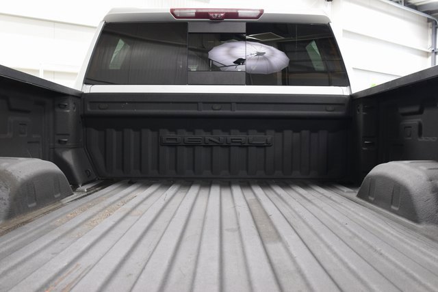 Used 2022 GMC Sierra 3500 Denali w/ Denali Ultimate Package image 26
