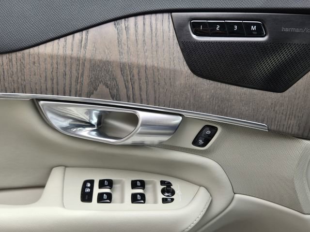 Certified 2023 Volvo XC90 B6 Plus AWD/4WD image 30