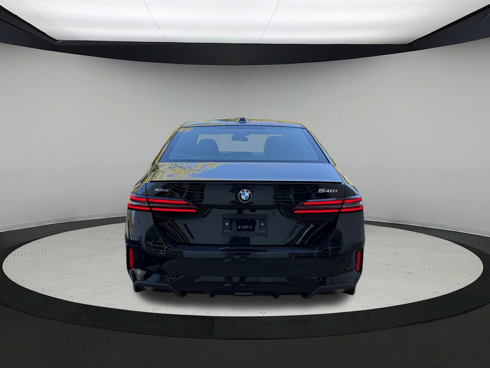 New 2027 BMW 540i xDrive w/ M Sport Package AWD/4WD image 5