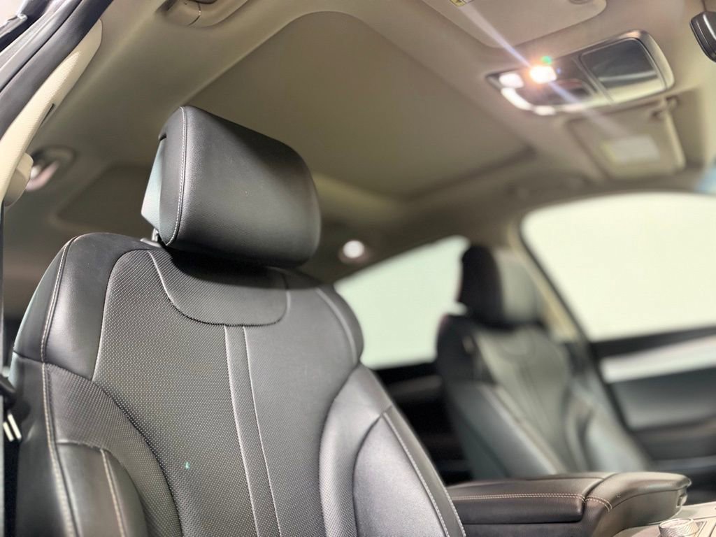 Used 2022 Genesis GV80 2.5T Advanced image 12