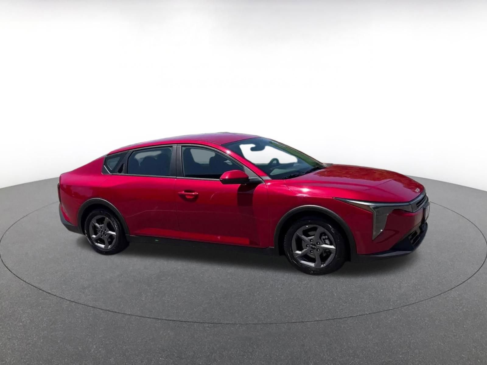 Used 2025 Kia K4 FWD image 2