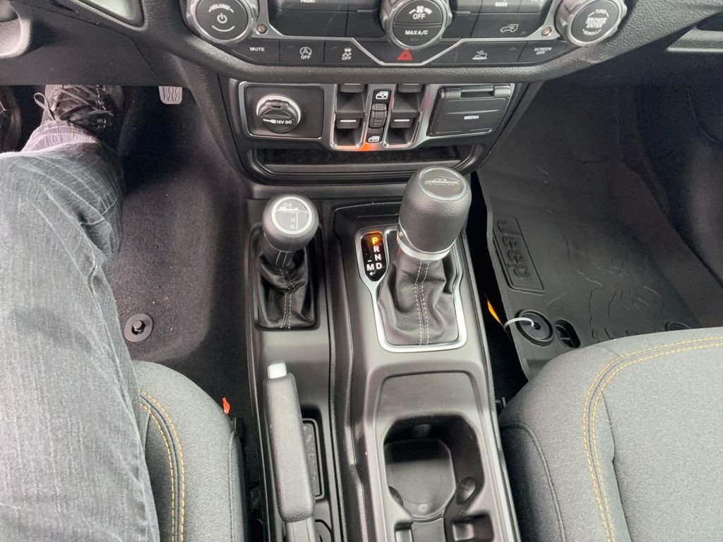 New 2026 Jeep Gladiator Sport AWD/4WD image 15