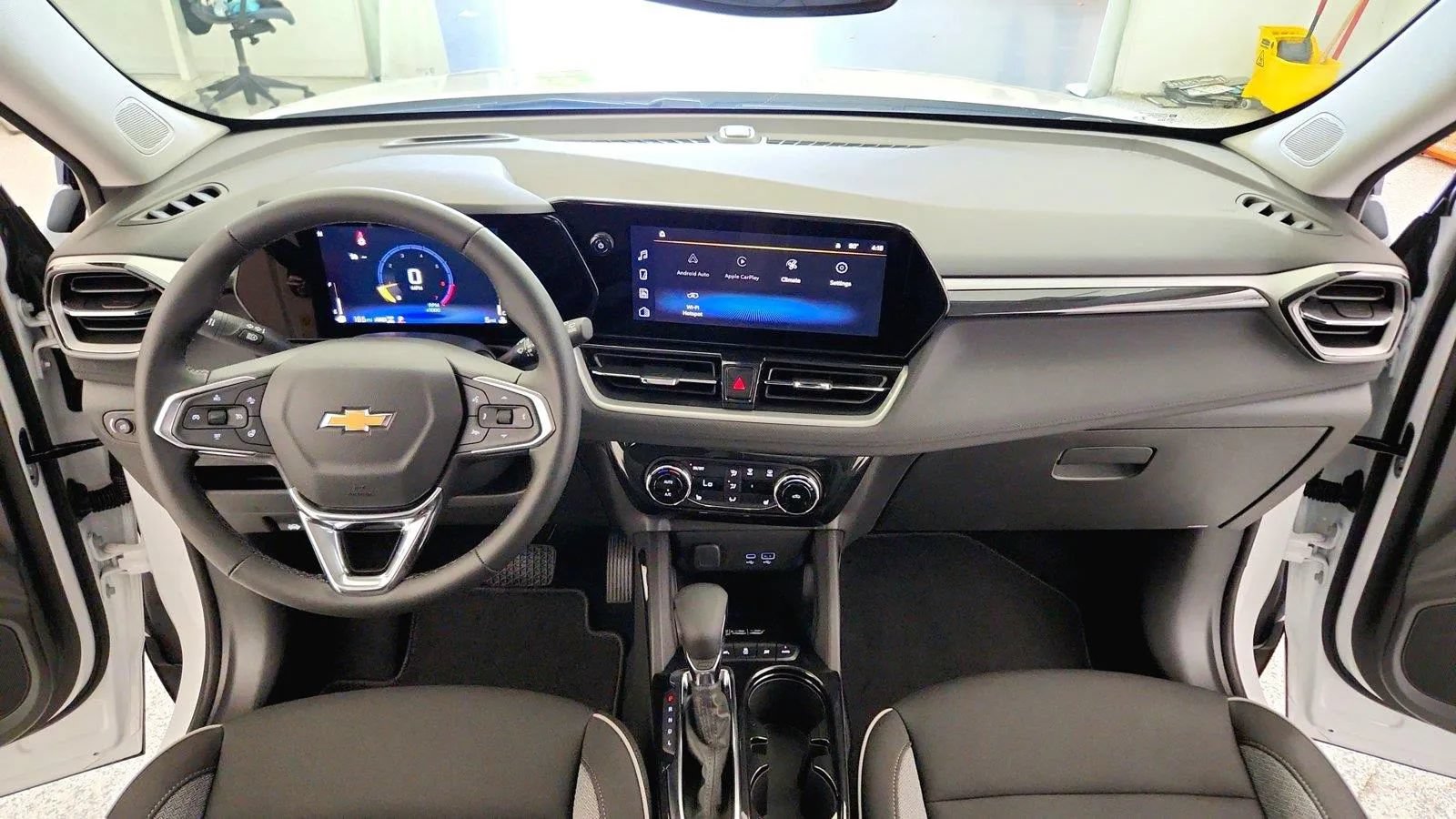 New 2026 Chevrolet TrailBlazer LT w/ Convenience Package AWD/4WD image 27
