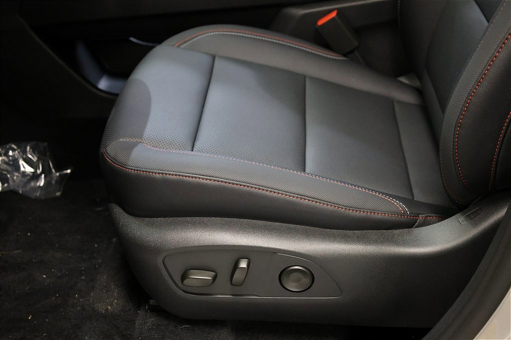 New 2026 Chevrolet Traverse Z71 w/ Driver Confidence Package image 17