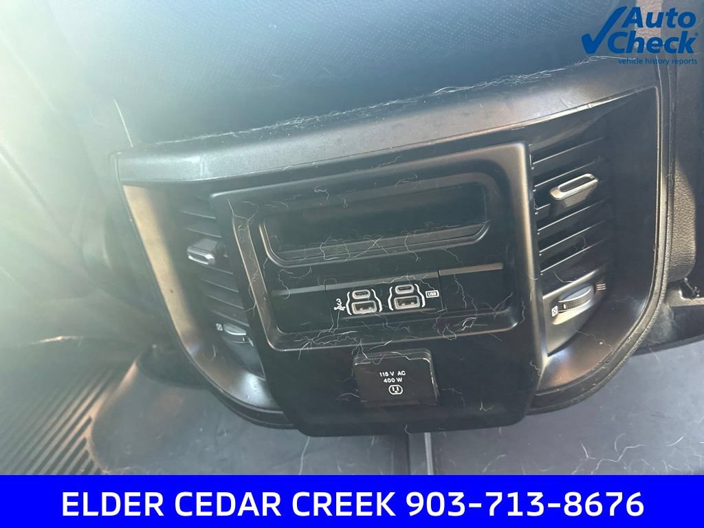 Used 2019 RAM 1500 Laramie AWD/4WD image 17
