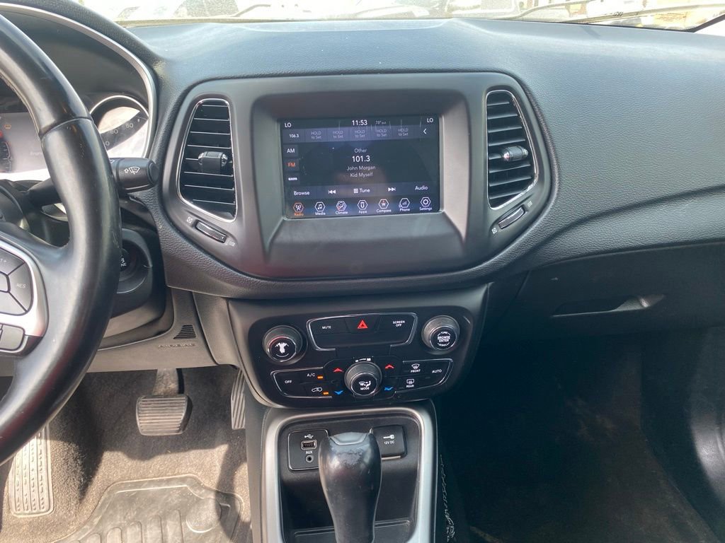 Used 2018 Jeep Compass Latitude w/ Popular Equipment Group image 10