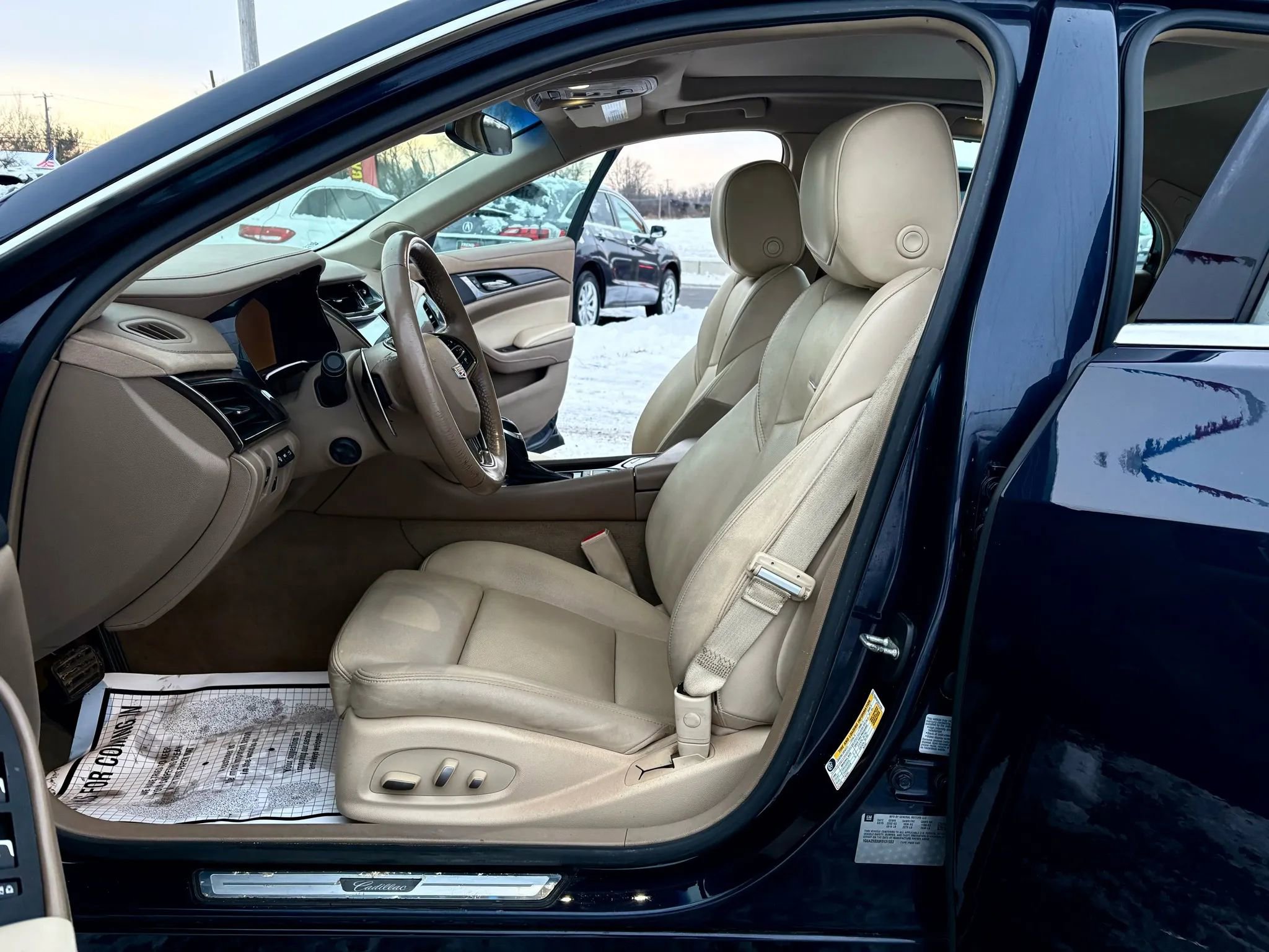 Used 2015 Cadillac CTS Premium image 18