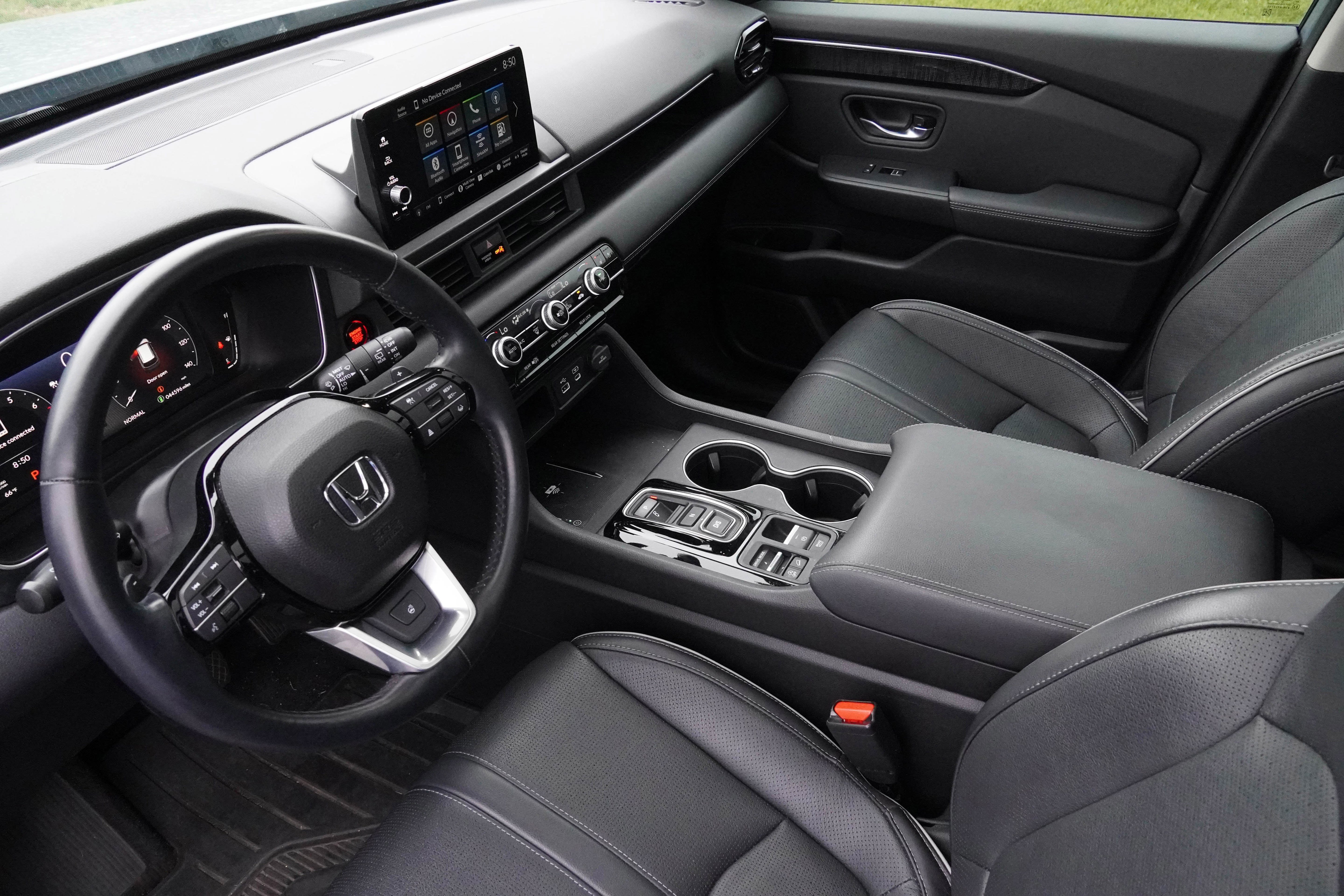 Used 2023 Honda Pilot Elite image 9