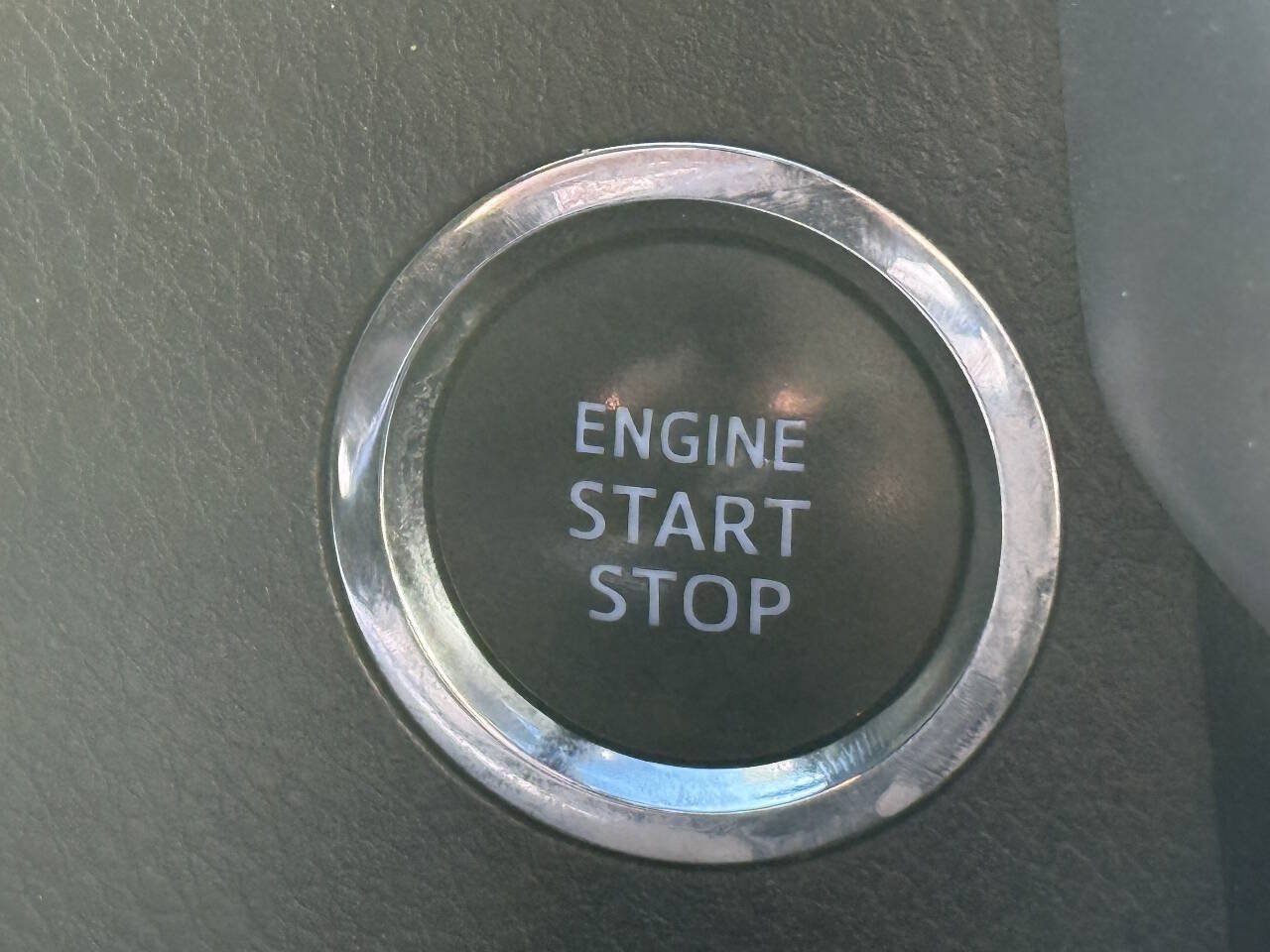 Used 2018 Toyota Highlander XLE FWD image 15