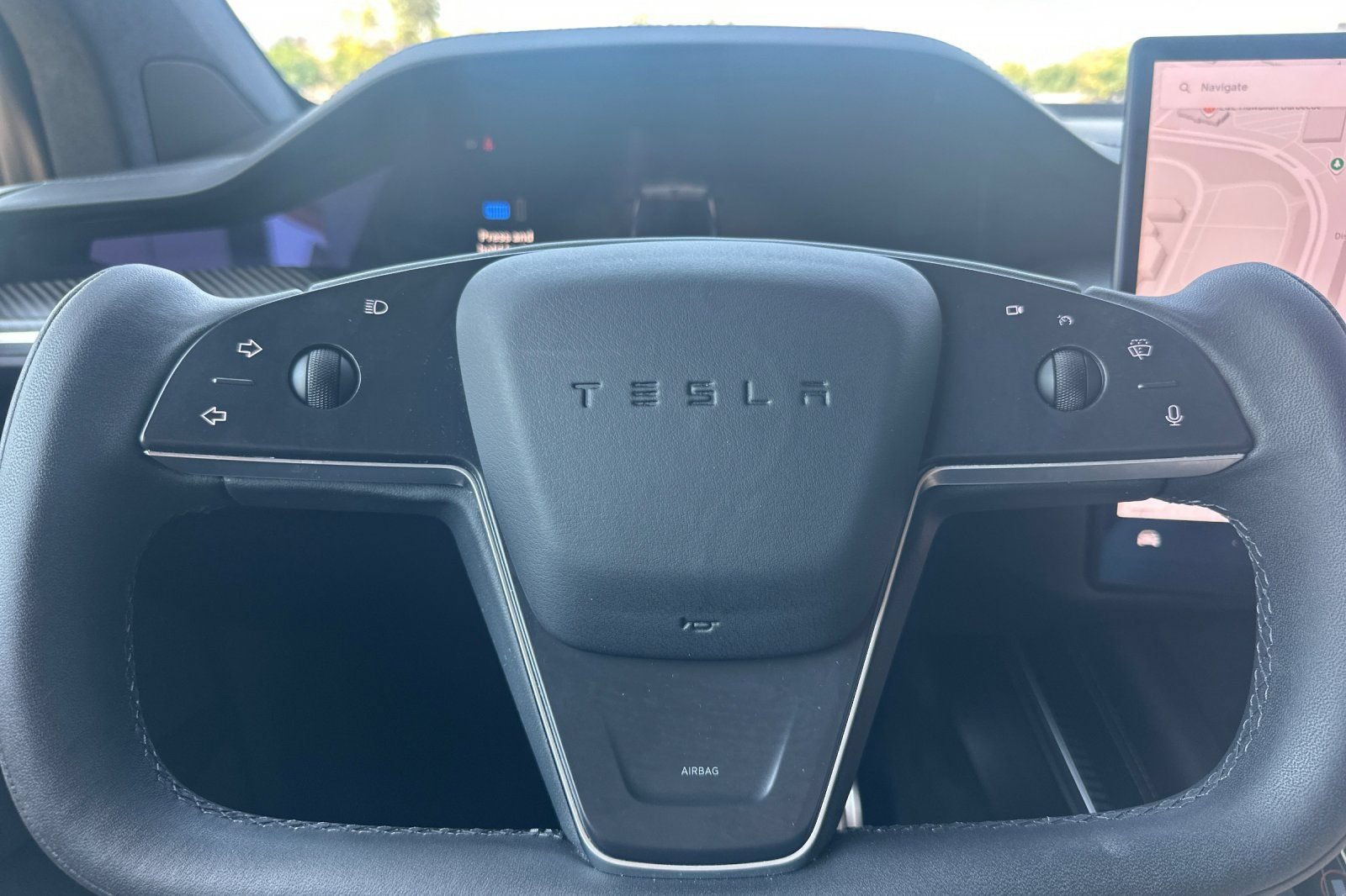 Used 2022 Tesla Model X Plaid AWD/4WD image 25