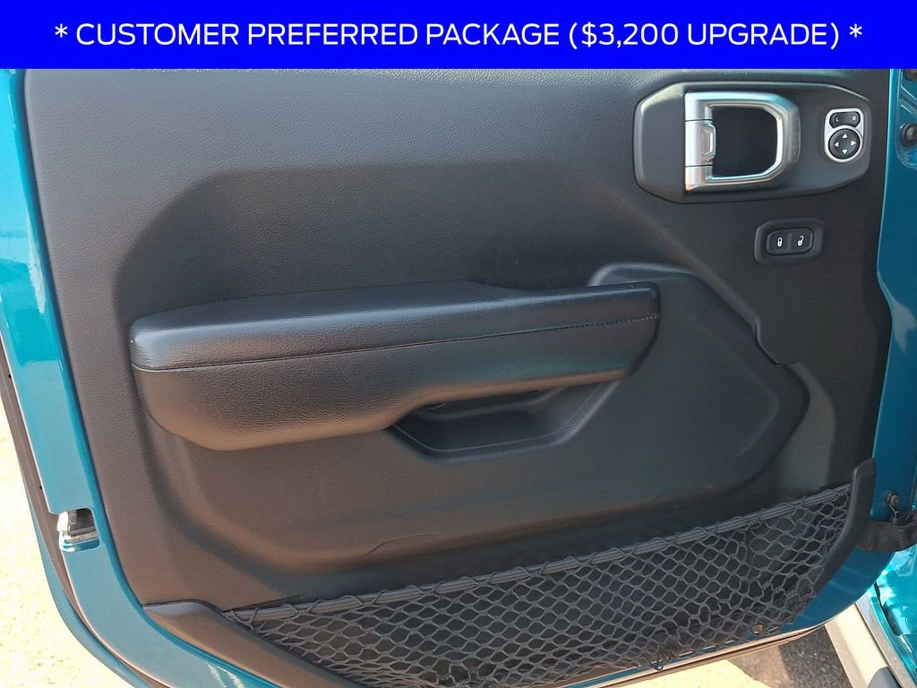 Used 2020 Jeep Wrangler Sport image 12