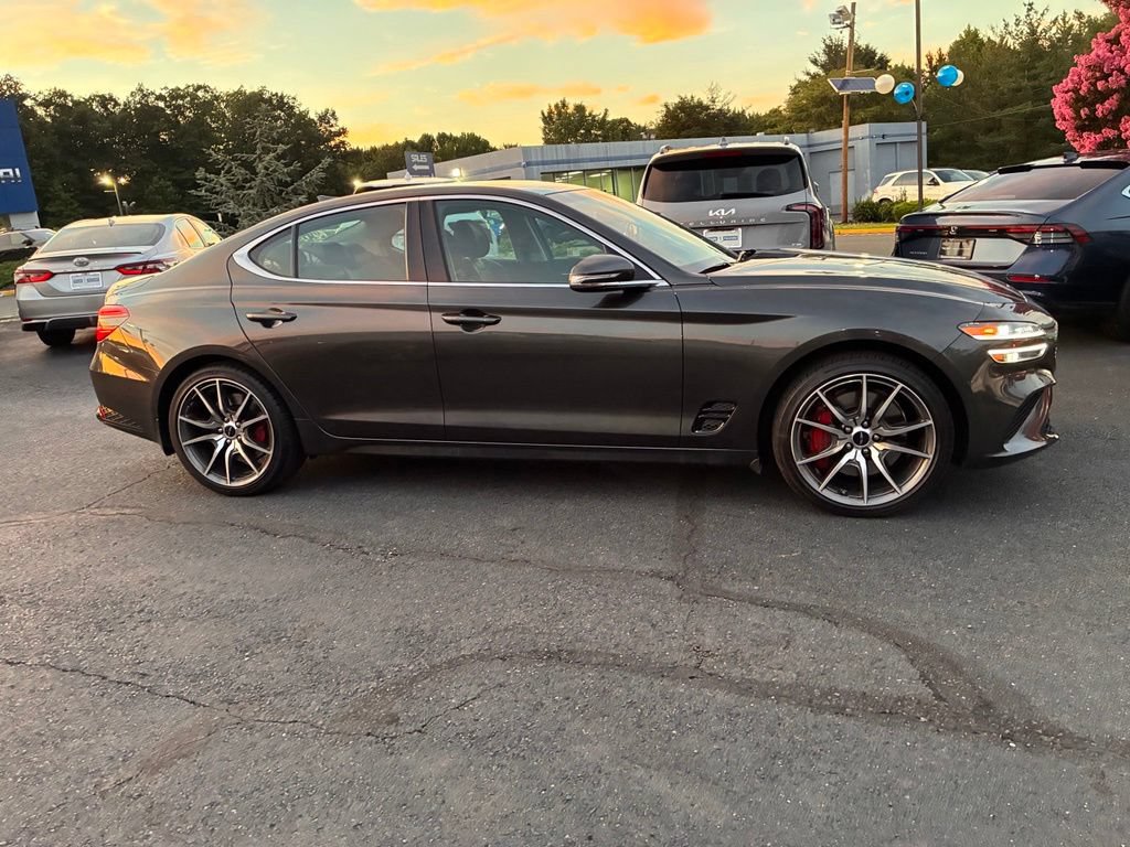 Used 2025 Genesis G70 2.5T AWD/4WD image 8