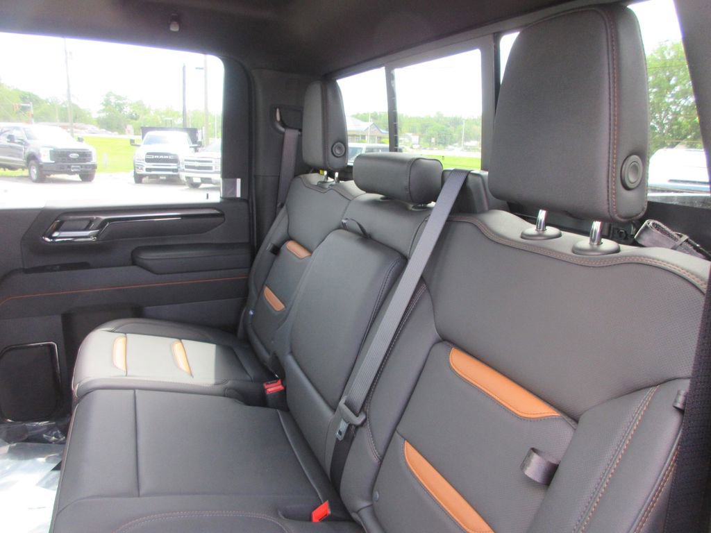 New 2026 GMC Sierra 3500 AT4 w/ AT4 Premium Plus Package AWD/4WD image 14