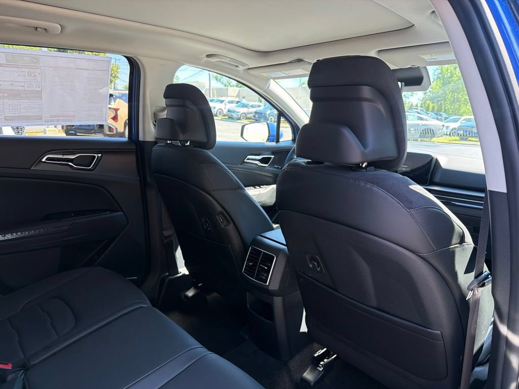 New 2026 Kia Sportage SX FWD image 14