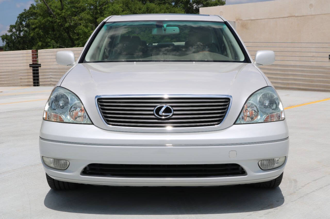 Used 2001 Lexus LS 430 RWD image 14