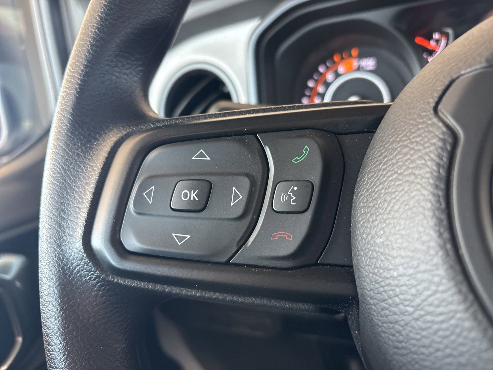 Used 2025 Jeep Wrangler Sport AWD/4WD image 28