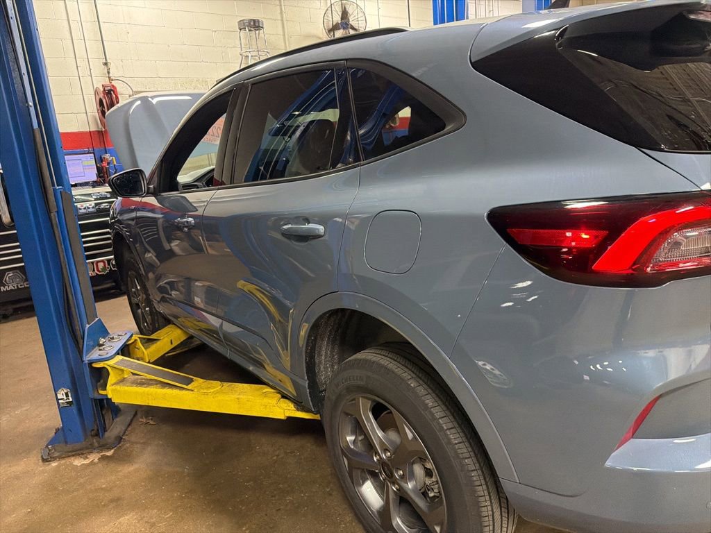 Certified 2024 Ford Escape ST-Line w/ Tech Pack #1 image 2