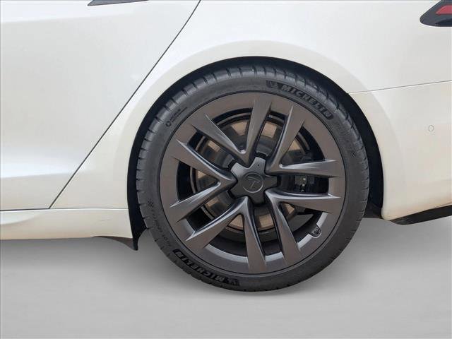 Used 2022 Tesla Model S Plaid image 25