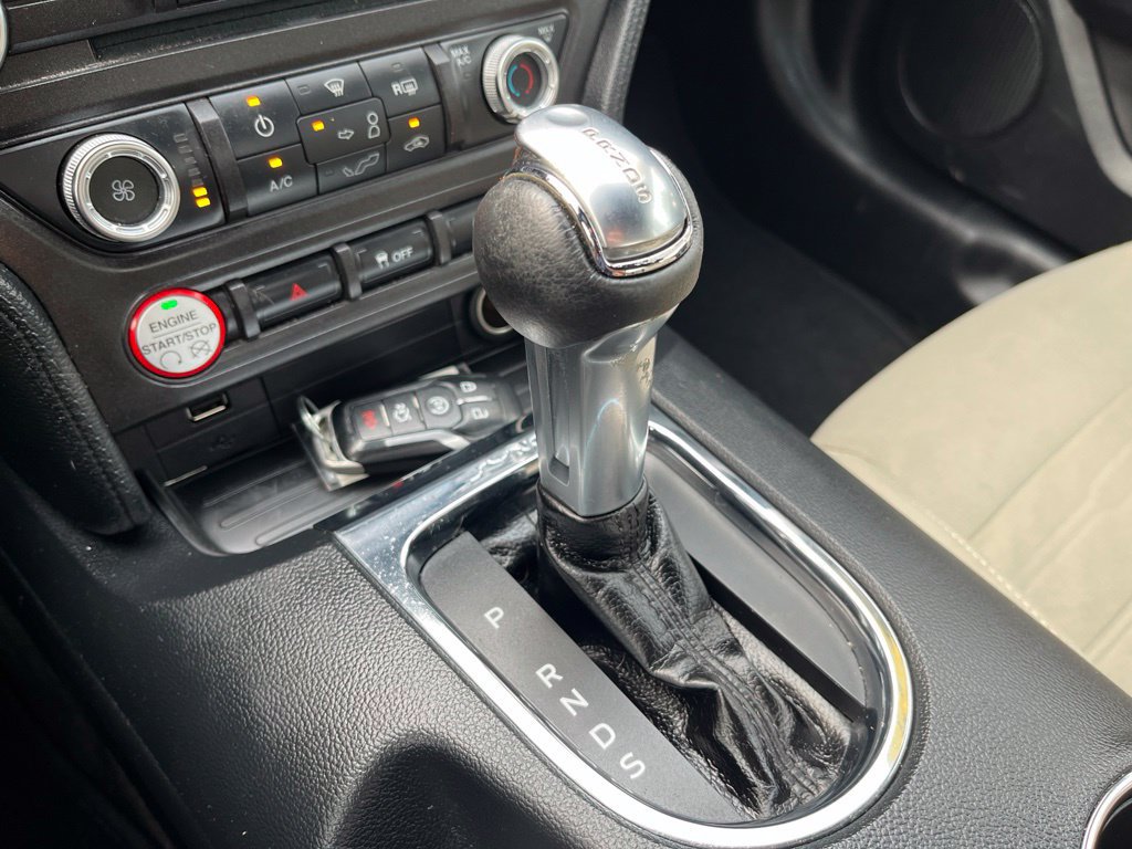 Used 2017 Ford Mustang Coupe RWD image 23
