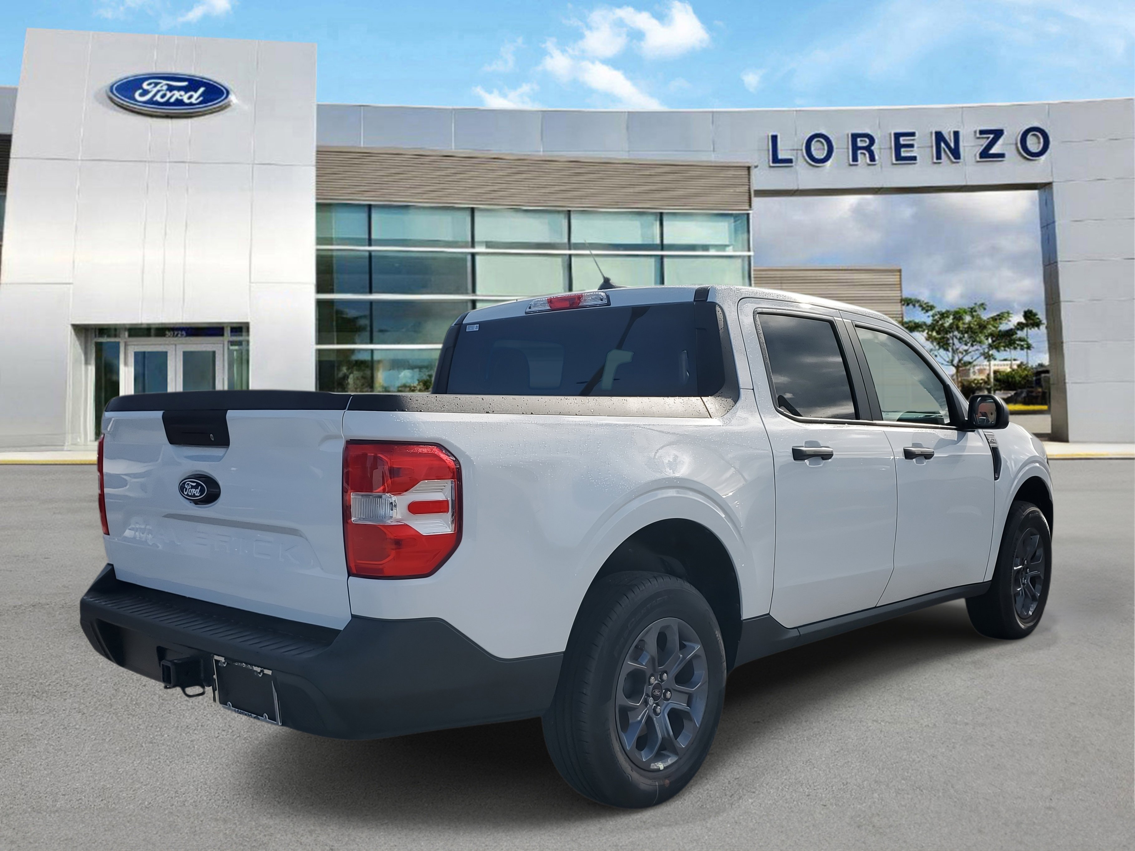 New 2026 Ford Maverick XLT image 4