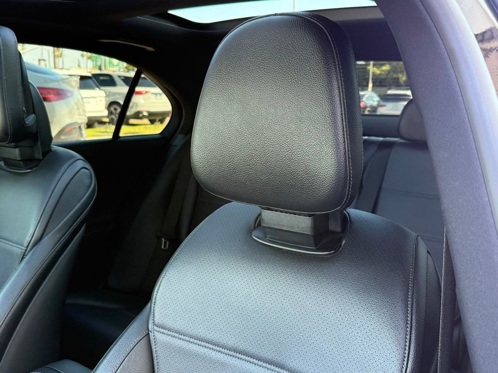 Certified 2022 Mercedes-Benz C 300 Sedan image 3