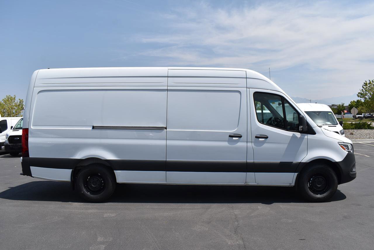 New 2025 Mercedes-Benz Sprinter 2500 image 5